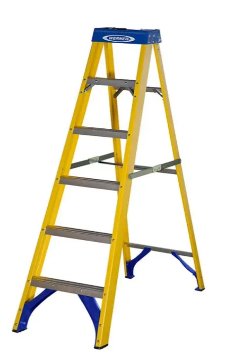 Werner Promaster Fibreglass Swingback Stepladder Trade