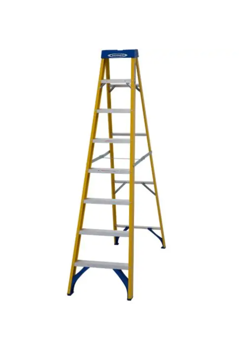 Werner Promaster Fibreglass Swingback Stepladder Trade